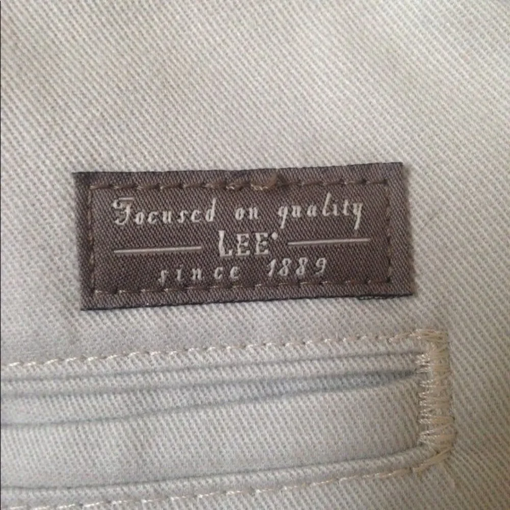 Lee Khaki Mens Slacks Size 38-34